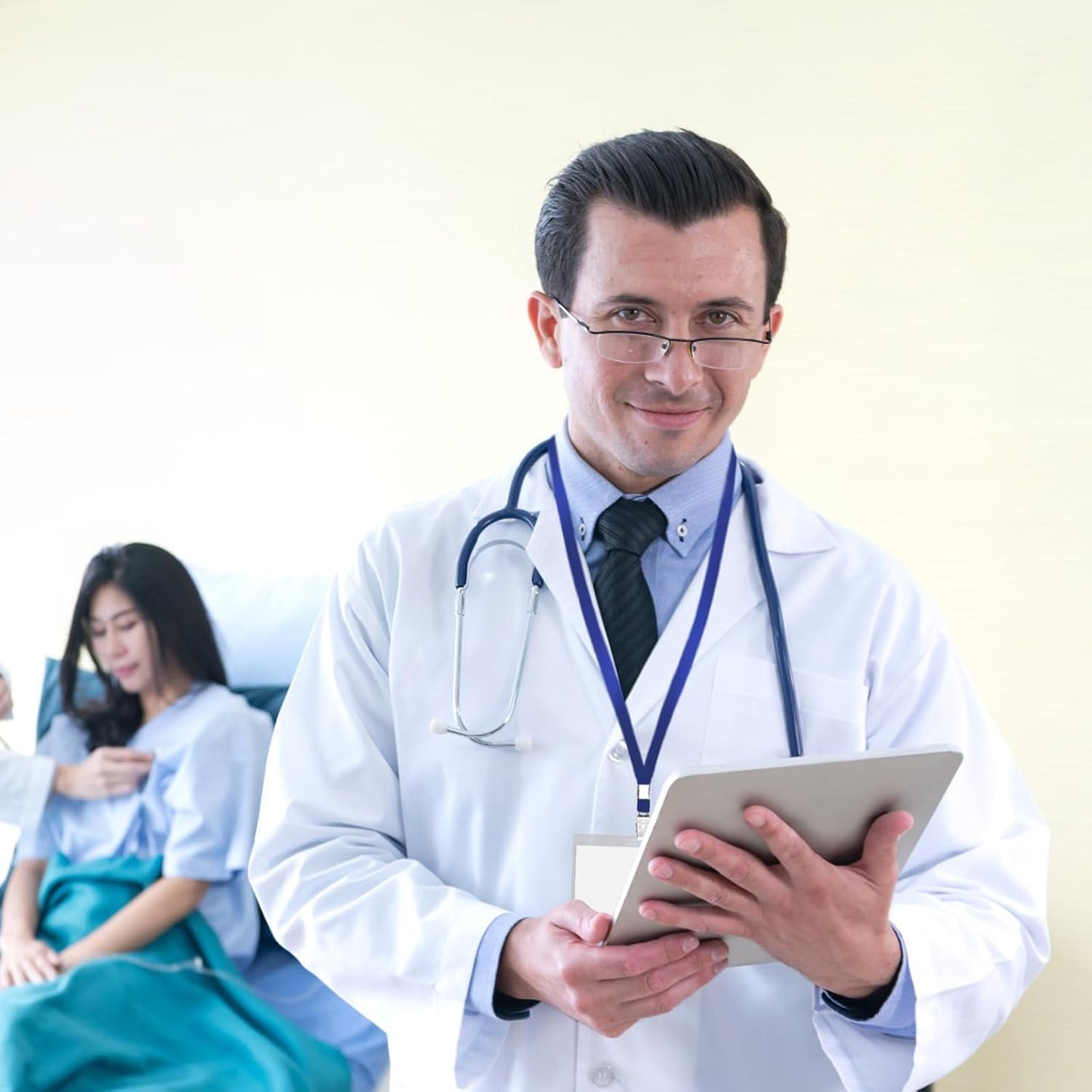 Lanyards for Id Badges,100 Packs Lanyard Bulk with Flat Badge for Name Tag Lanyard ID Holder