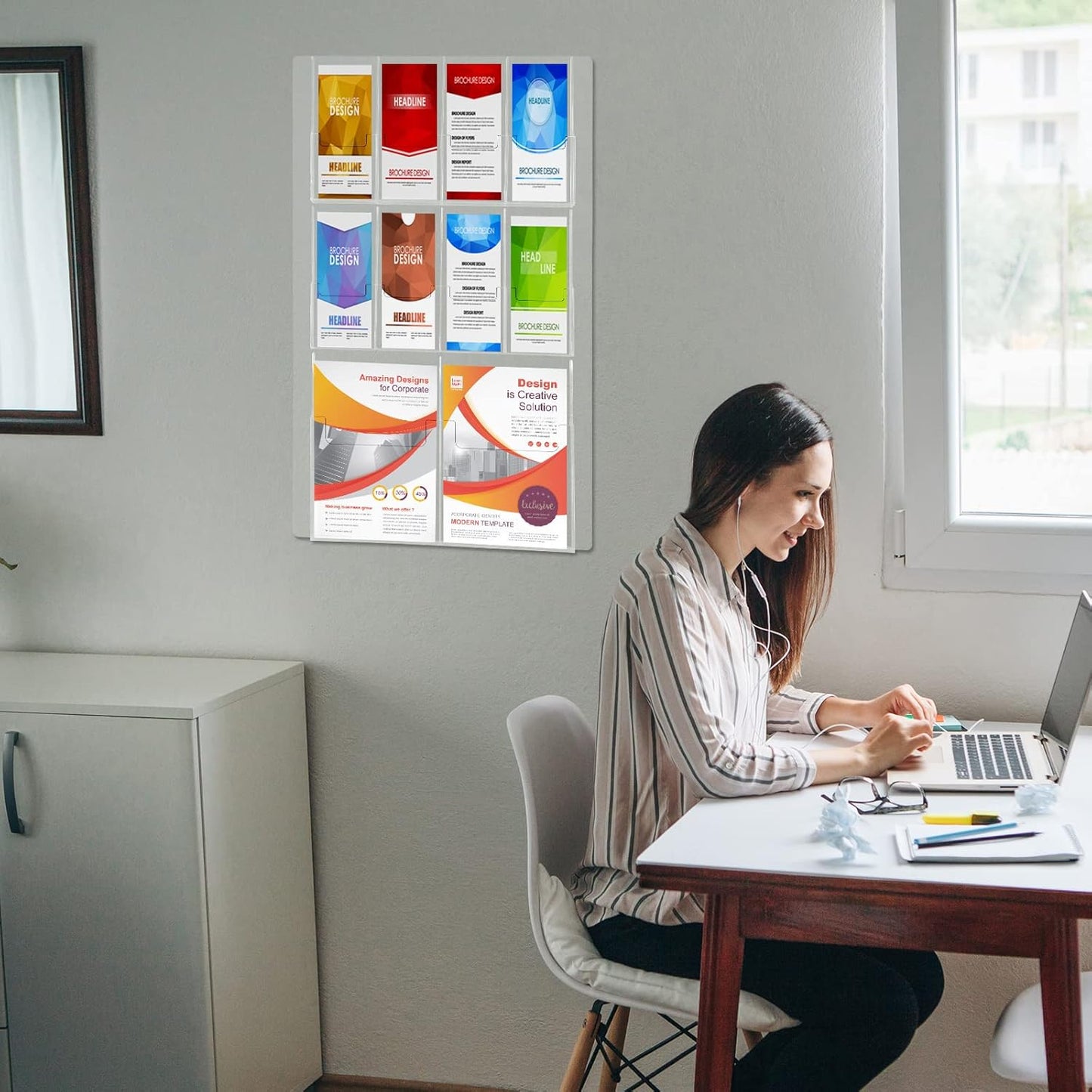 Weysat Acrylic Brochure Holder Wall Mount, Clear Plastic Pamphlet Holder Magazine Display Trifold Flyer Rack Hanging Literature Storage Organizer(2 Magazine Pockets, 8 Pamphlet Pockets)