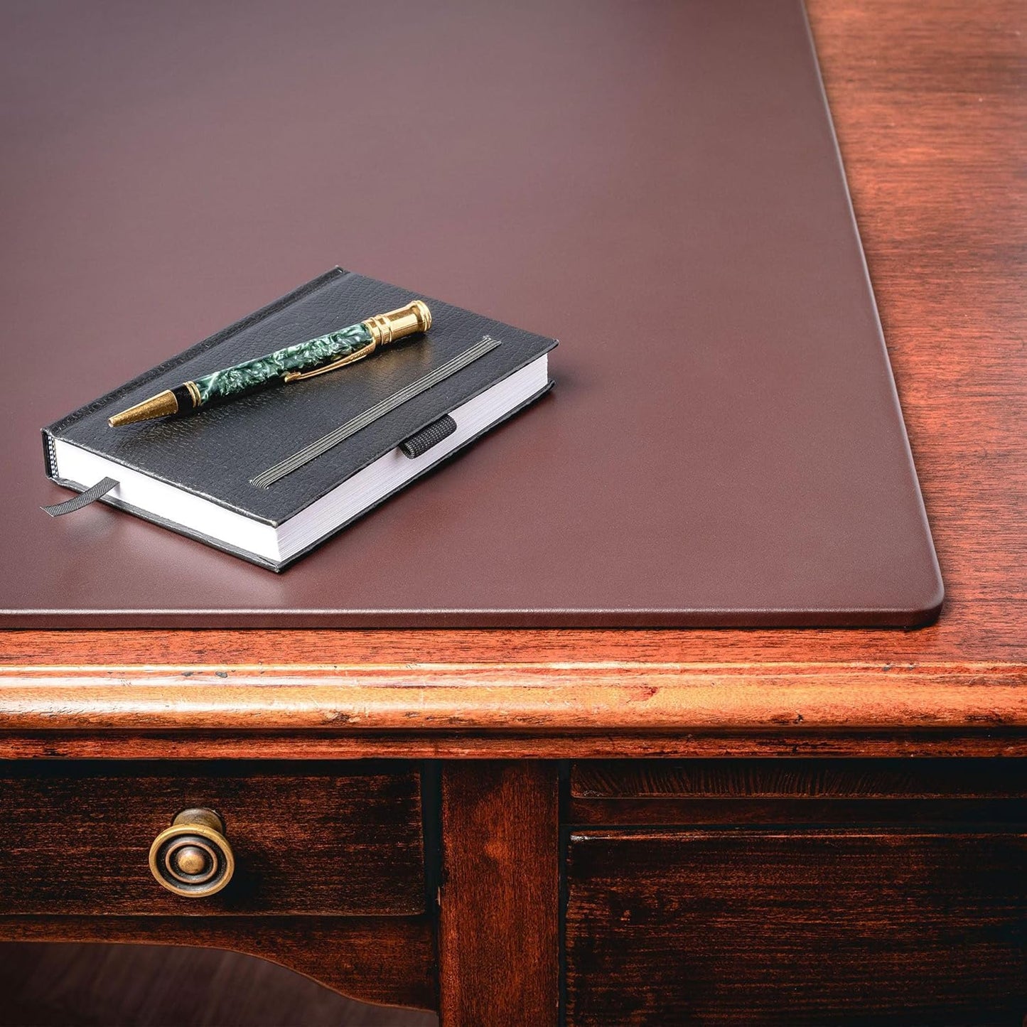 Dacasso 20" x 16" Brown Leatherette Luxury Conference Pad - Faux Leather Desk Blotter for Writing - Boardroom Organization & Executive Table Decor