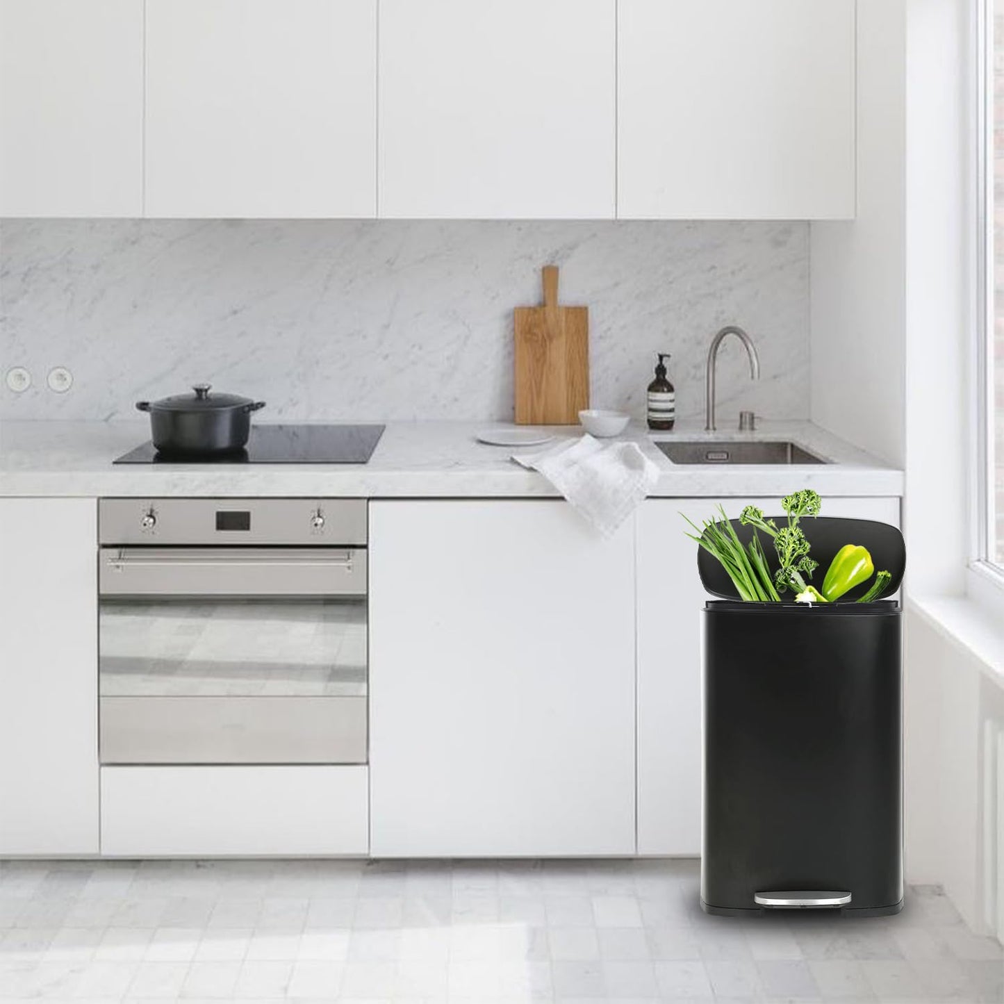 PayLessHere Stainless Steel Trash Can with Lid - Removable Inner Bucket, Foot Pedal Soft Close for Office, Home, Kitchen Garbage Bin (Black, 13 G)