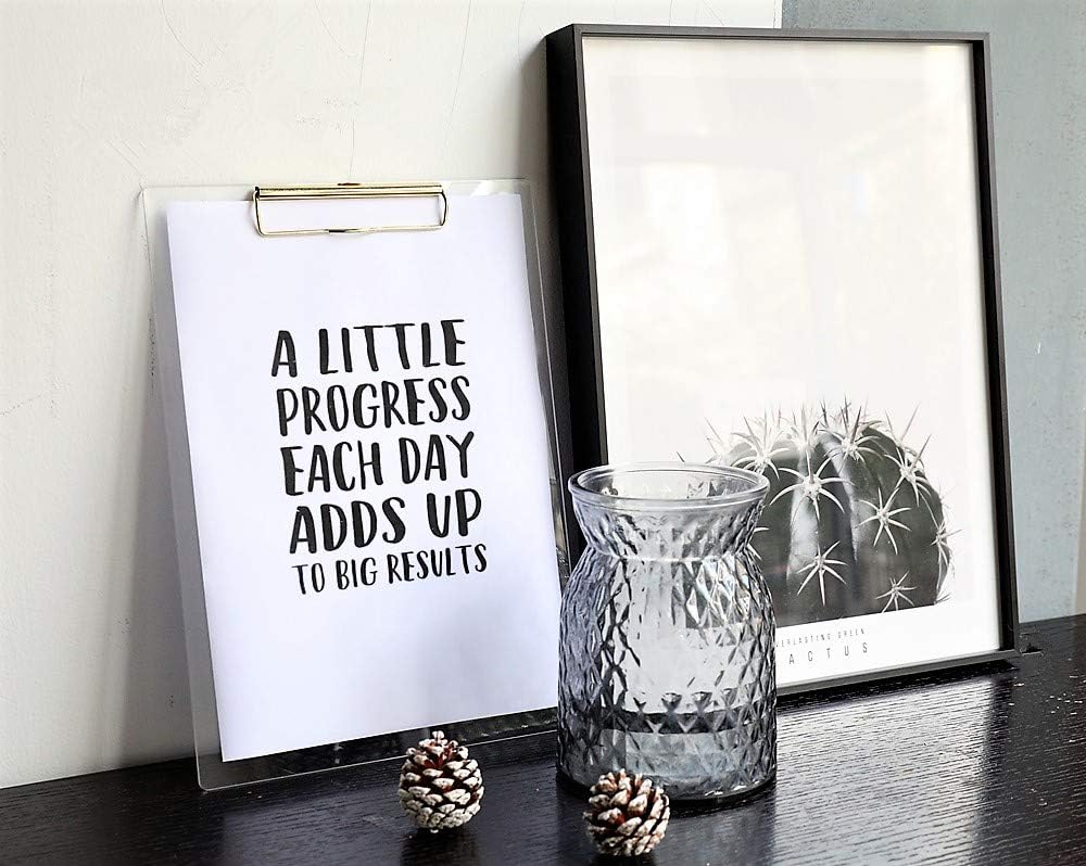 UNIQOOO Thick Clear Acrylic Clipboard with Shiny Gold Finish Clip, Perfect for Modern Arts Lover, Fashion and Style Expert, Calligrapher, Office, Seminars, Workshops, Home School, Classroom and Event