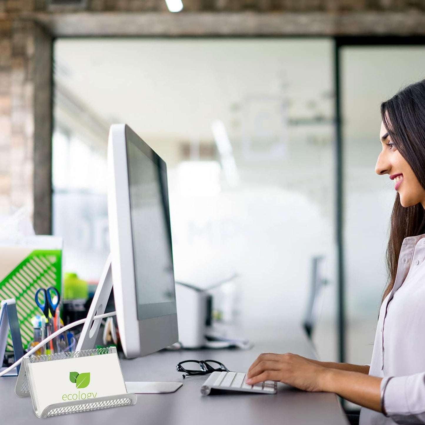 Rocutus 8pcs Business Card Holder - Metal Desk Card Organizer (Silver)