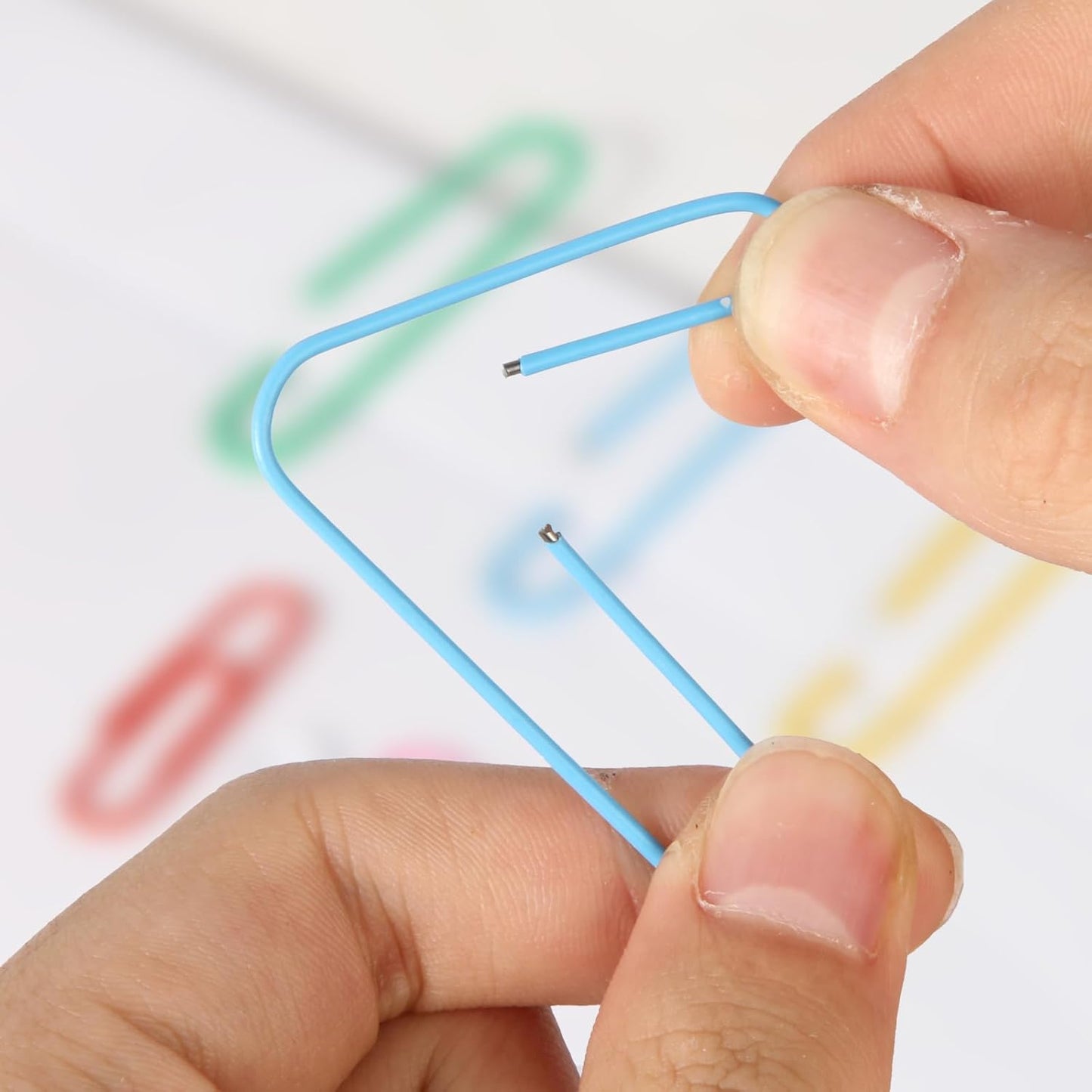 Multicolor Jumbo Paper Clips, 1.3 Inch (33mm) & 2 Inch (50mm), 400-Pack for Office, School & Home Document Organizing (Colorful, 1.3 Inch and 2 Inch)