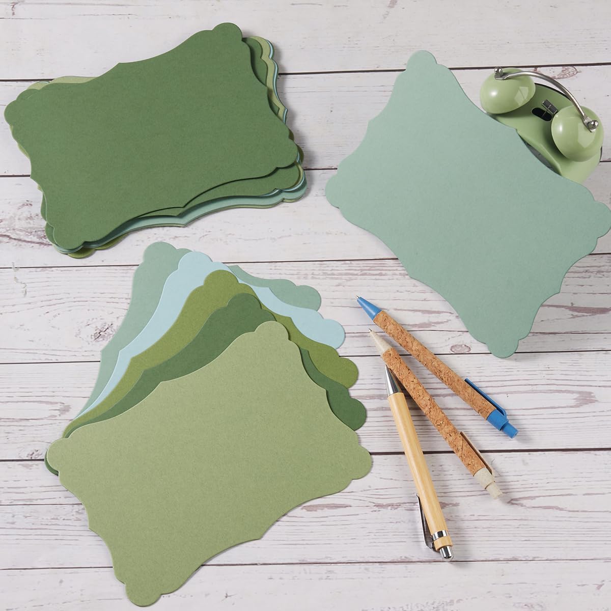 50 Pack Blank Kraft Cards Cardstock Thick Paper Brown Greeting Cards for DIY Gift Card Menus, Baby Shower and Wedding Invitations (Green, 5 Colors, 5x7IN)