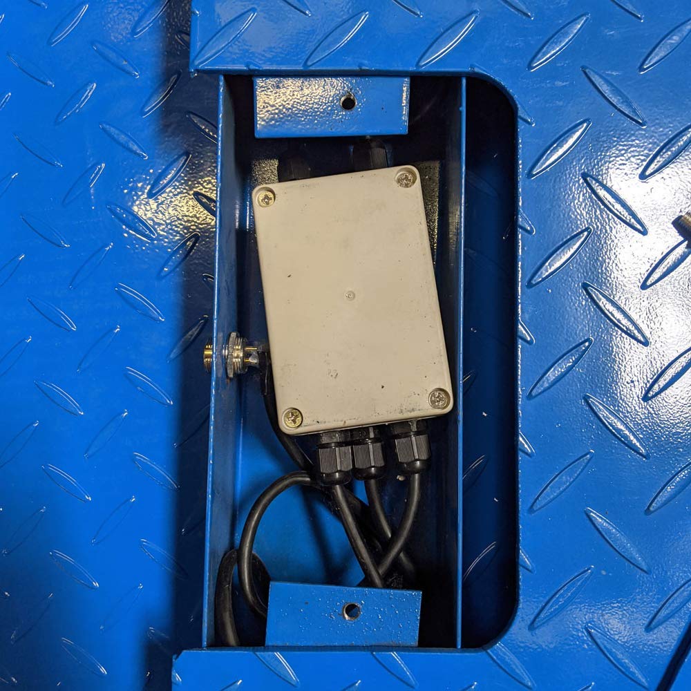 PEC Tools FS Series Professional Grade Steel Floor Scale - Heavy-Duty Pallet Scale and Shipping Scale for Industrial Use - Weighing Scale for Packages Up to 10000x1lb - 60x60