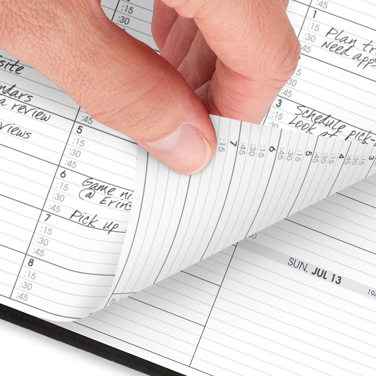 AT-A-GLANCE Planner 2025-2026 Academic, Weekly, Quarter-Hourly Appointment Book, 7" x 8-3/4", Medium, Flexible Cover, Black (7095805)