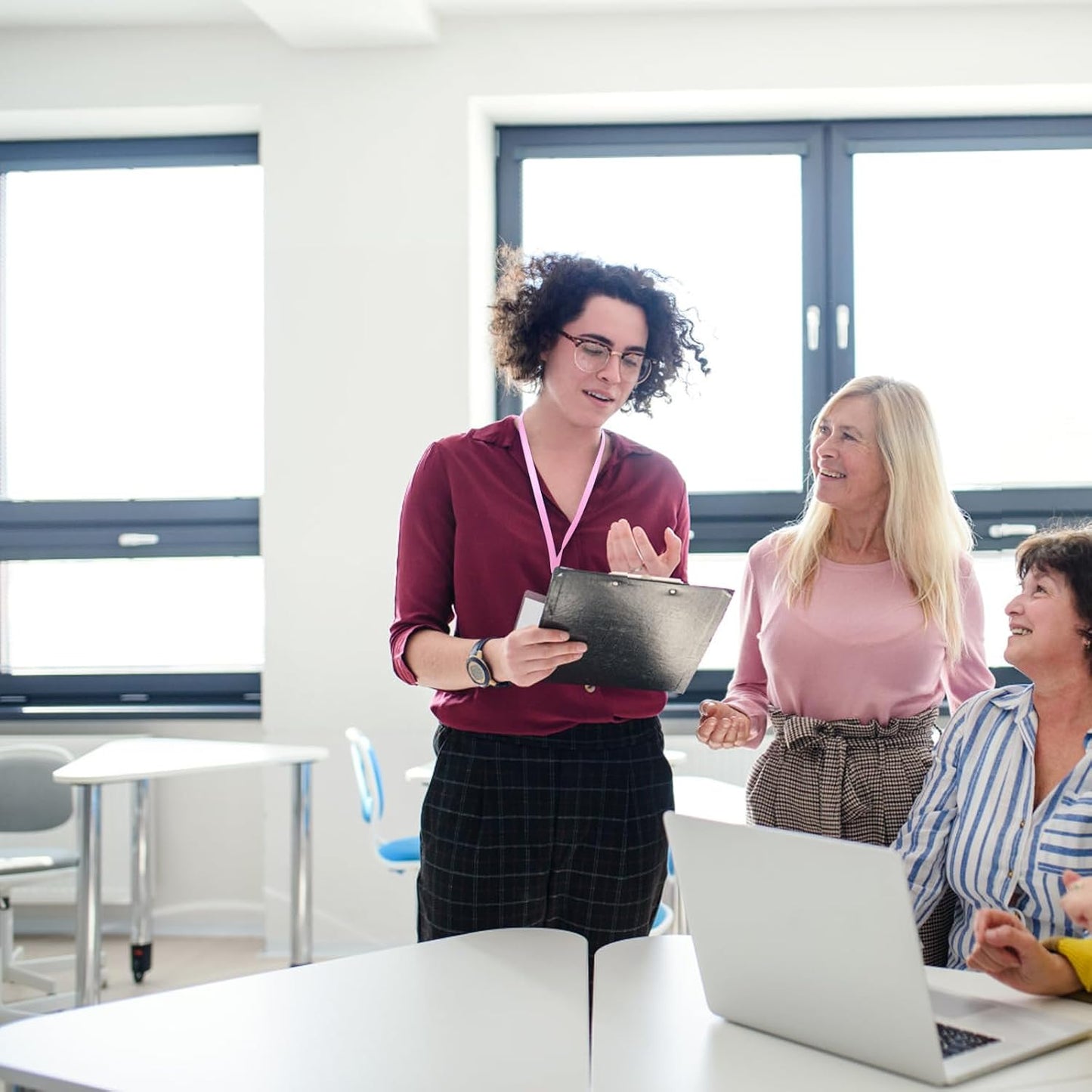 Lanyards for Id Badges,100 Packs Lanyard Bulk with Flat Badge for Name Tag Lanyard ID Holder