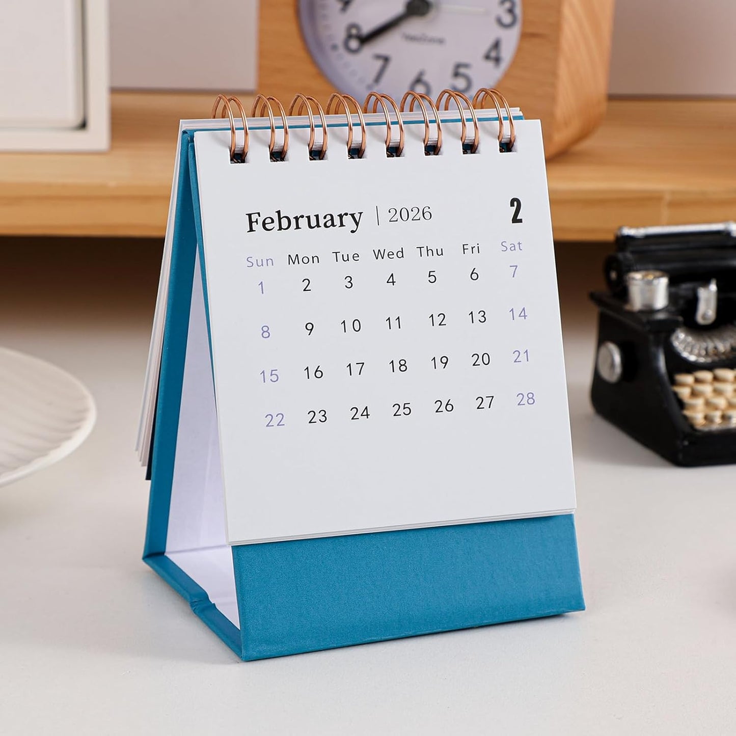 Mini Desk Calendar 2025-2026 - Runs From July 2025 until Dec 2026, 18-Month Small Desktop Calendar 250gsm Thick Paper Twin-Wire Binding for Home or Office (Blue)