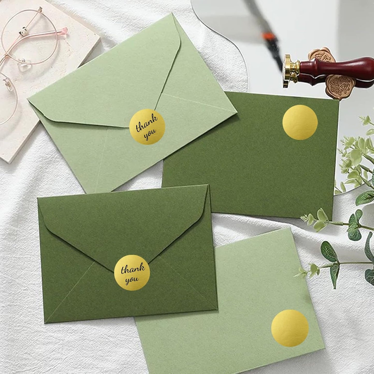 STARLIBOO 1 inch Gold Dot Stickers, Round Color Coding Circle Dot Labels, 1600pcs Permanent Adhesive Circle Garage Sale Sticker (2 Rolls)