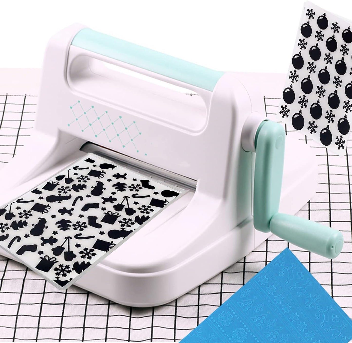 Christmas Plastic Embossing Folders Christmas Snowflake Leaves Deer Stencil for Scrapbooking Card Making,Template DIY Craft Paper Card Background Embossing Folder for Photo Album Decoration