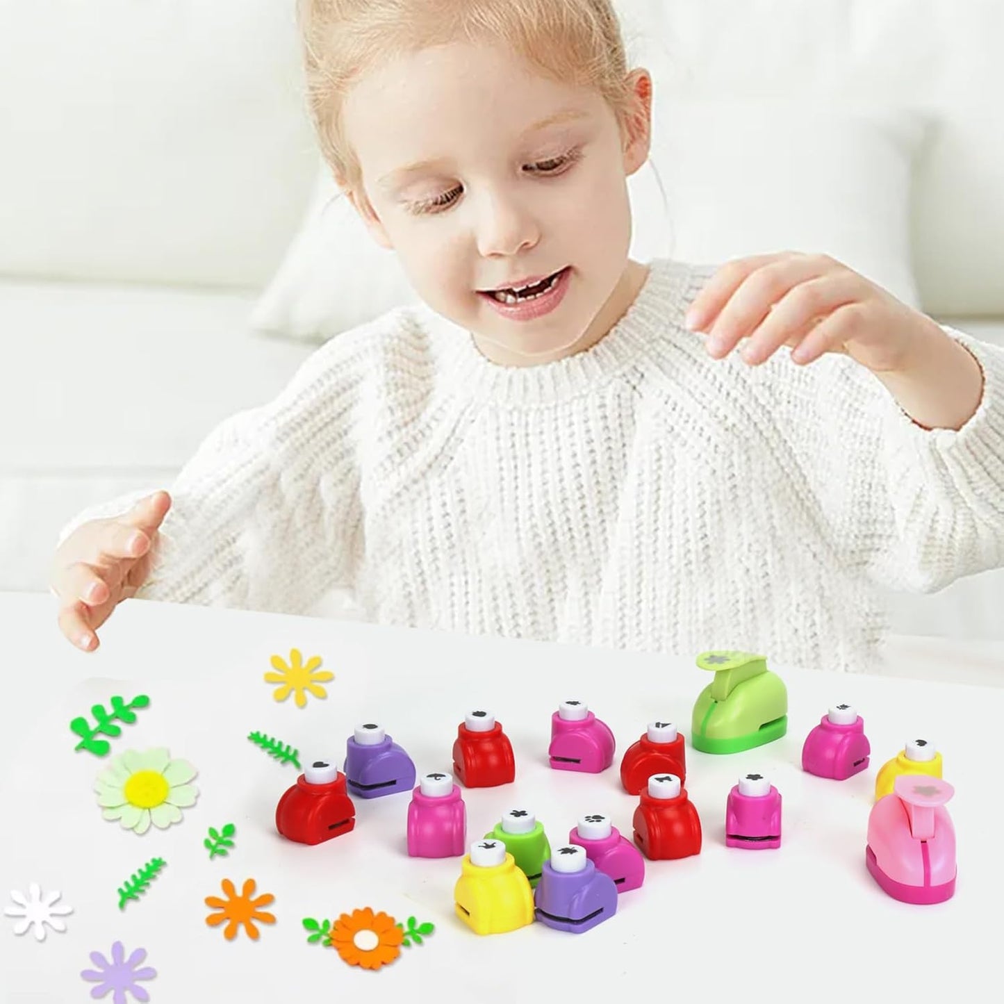 Paper Punches, Punch Craft Set Punches, Hole Punch Shapes Scrapbooking Supplies for Kindergarten Teacher Office Supplies and DIY Arts (Cute 2pcs + Mini 15pcs)