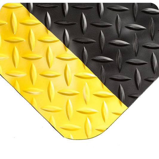 Wearwell 414.1516x3x3BYL Diamond-Plate SpongeCote UltraSoft Mat, 3' Length x 3' Width x 15/16" Thick, Black with Yellow