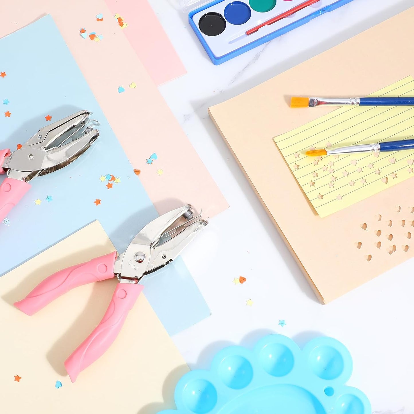 Shape Hole Puncher,5mm Durable Shape Hole Punch,Holes Punchers Shapes with Rubber Handle, Small Holes Puncher for Clothing Tickets DIY Craft Labels Scrapbooking Tools,Pink