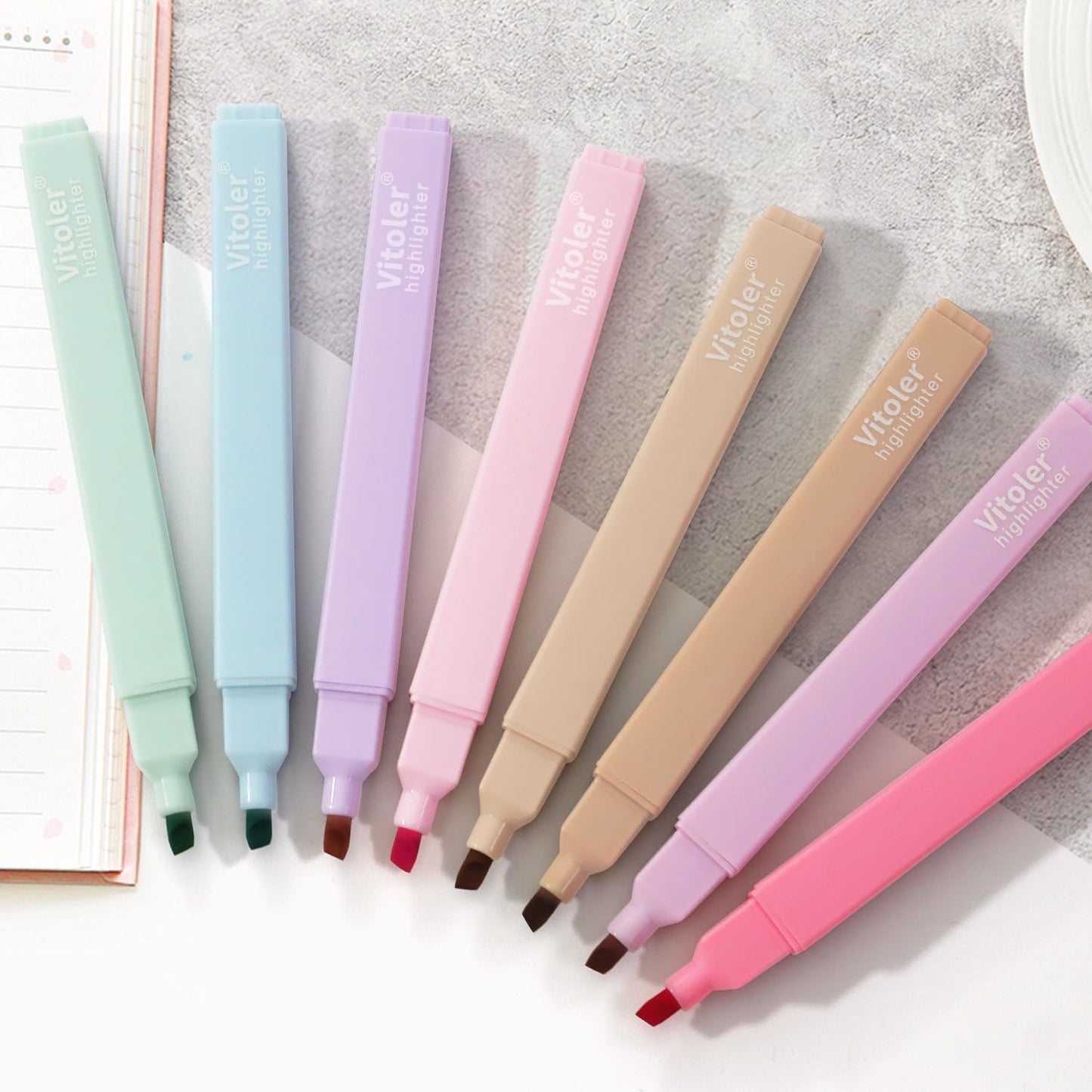 Vitoler Highlighters Assorted Colors,8 Pack,Soft Chisel Tip,Cute Highlighters Set for Aesthetic School Office Supplies,Book Markers
