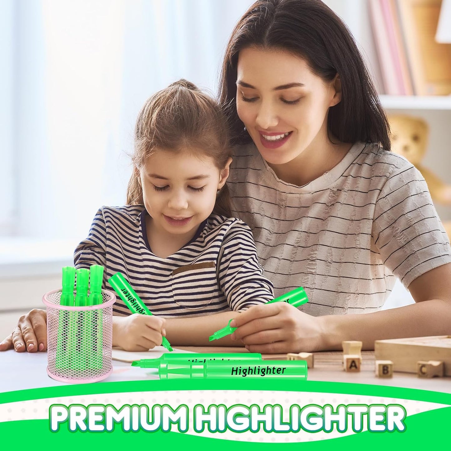 Qilery 72 Pack Highlighters Bulk, Tank Style Chisel Tip Highlighters Markers Quick Drying for Kids and Adult Coloring, Classroom Home Office School Supplies (Green)