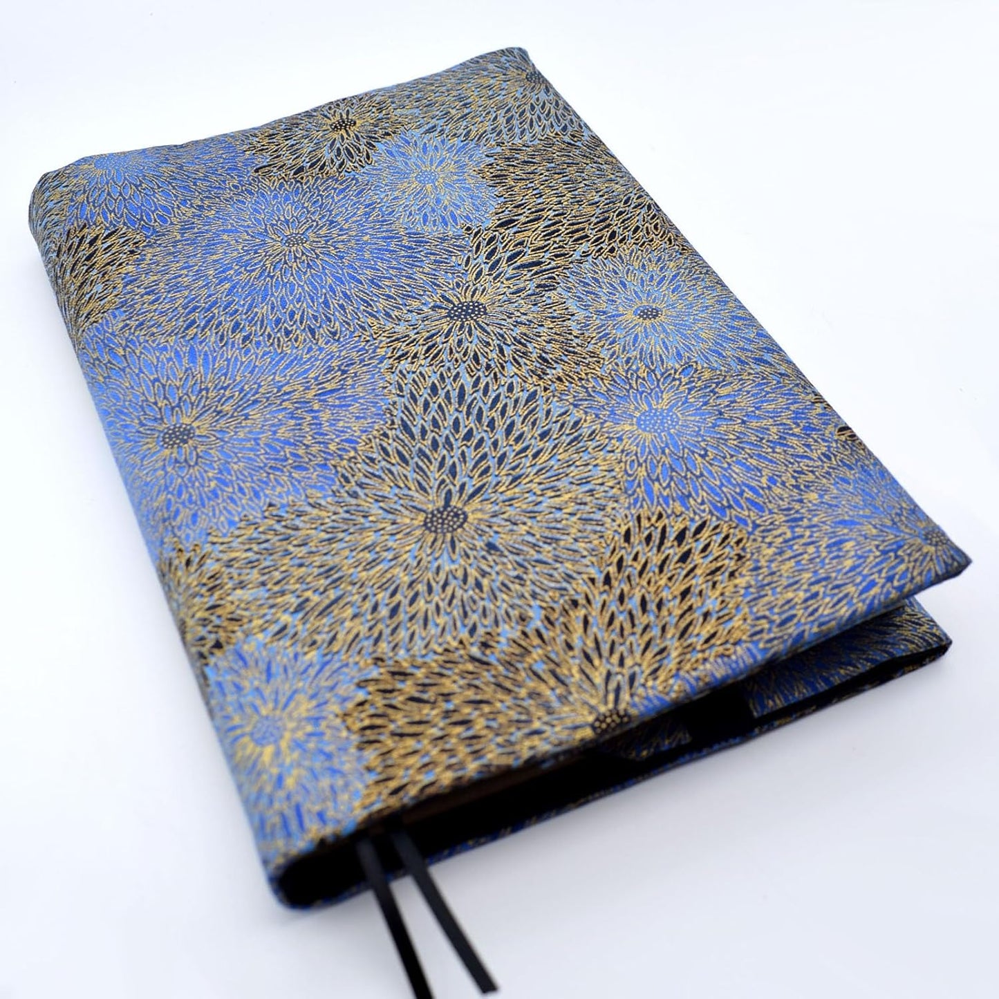 BLBMH A5 Book Covers for Paperbacks Fit for 5.5x8.5 inch Adjustable Book Sleeve Cover for Women Over 15 Soft Cloth Protector for Notebook Journal - Chrysanthemum