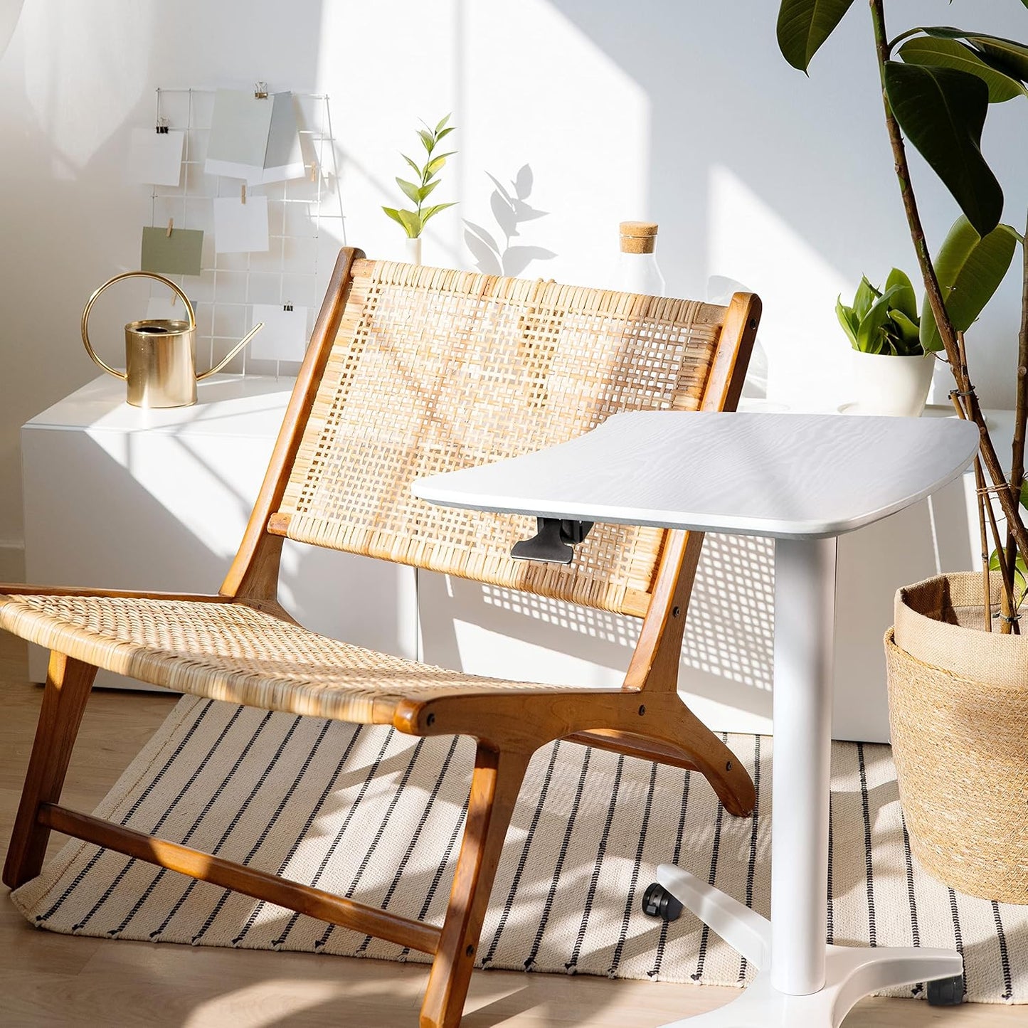 47" Mobile Standing Desk(26" W*19.3" D), Adjustable Height Laptop Desk, Pneumatic Desk with Gas Spring Riser, Podium for Home, Office，Classroom，Medical, (29" to 46.9" H) (White)