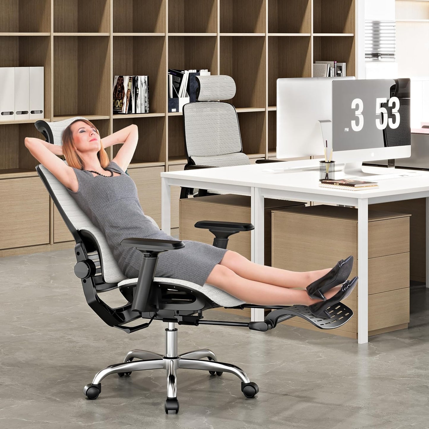 Ergonomic Office Chair, High Back Desk Chairs with Retractable Footrest, Breathable Mesh, Adjustable Headrest, 3D Armrests, Lumbar Support, Tilt Function, Comfy Swivel Computer Gaming Chair