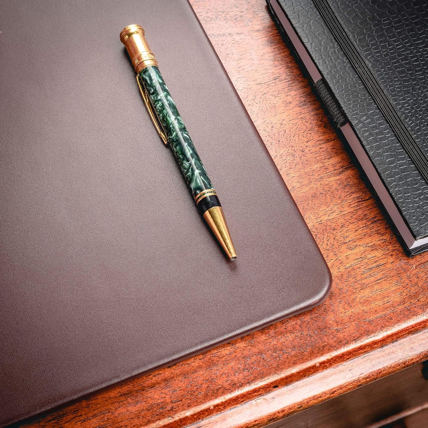 Dacasso Pad Without Side Rails Luxury Leather Blotter for Writing-Executive Desk Surface Protector, 38" x 24", Chocolate Brown